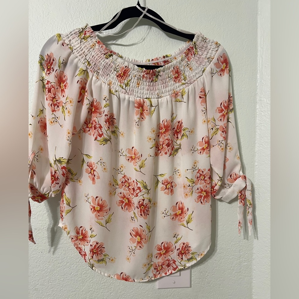 Streetwear Society Pink Floral Blouse
